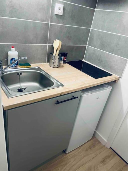 Le P'Tit Stud' Apartment Castres  Luaran gambar